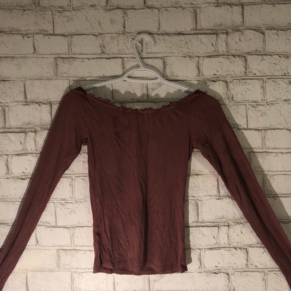 Burgundy Off The Shoulder Long Sleeve - Picture 1 of 1
